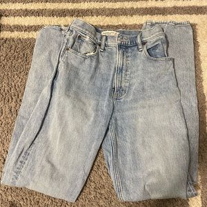 ABERCROMBIE ultra high rise 90s straight leg jean